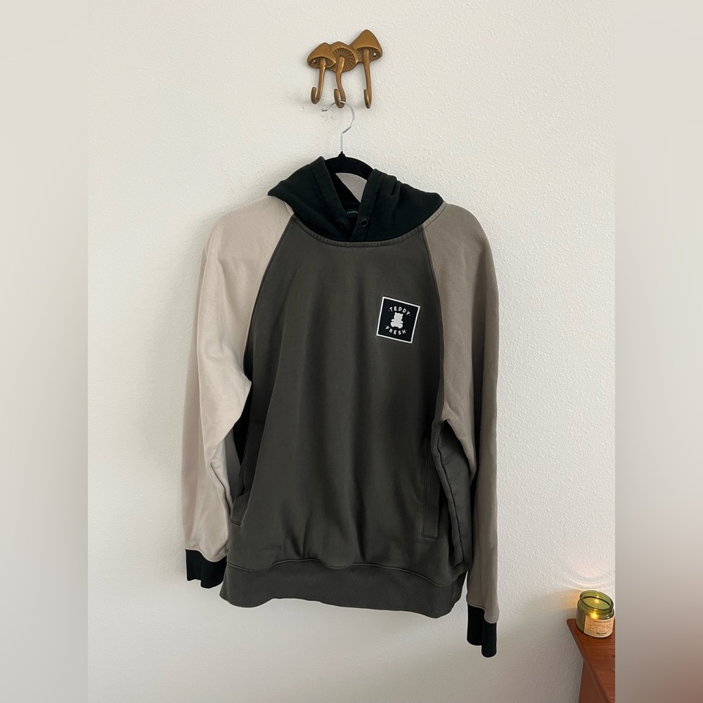 Teddy Fresh Gray Cream Black Colorblock Hoodie Mens Medium Long Sleeve - Picture 3 of 11